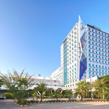 Four Points By Sheraton Makassar Exterior foto